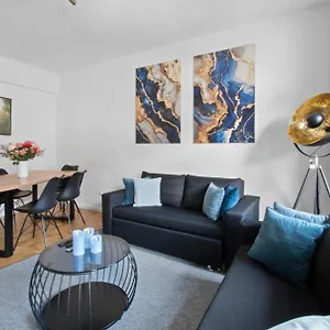 Apartment Altstadt - Exklusive 3-zi-wohnung Mit 90 Qm Und Grossem Balkon, Nürnberg